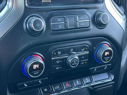 Used 2021 Chevrolet Silverado 1500 LT w/ Z71 Off-Road Package image 19