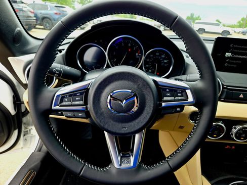 New 2026 MAZDA MX-5 Miata Grand Touring RWD image 11