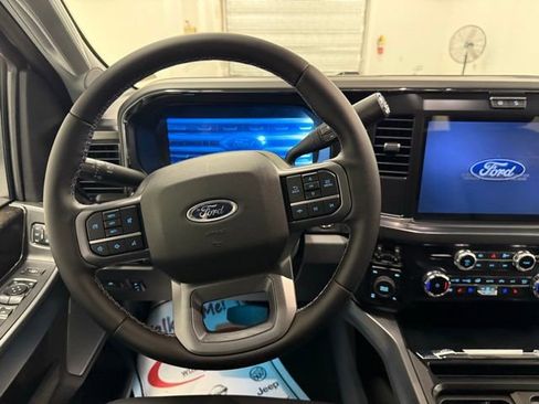 New 2026 Ford F350 Lariat w/ Black Appearance Package image 18