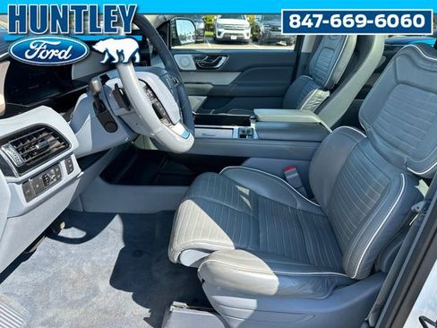 Used 2022 Lincoln Navigator Black Label AWD/4WD image 26