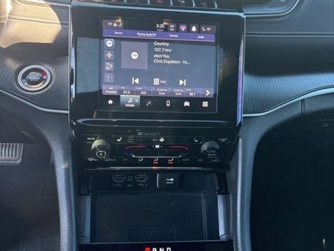 Used 2024 Jeep Grand Cherokee L Altitude image 21