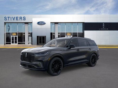 New 2026 Lincoln Aviator Reserve w/ Luxury Package image 2