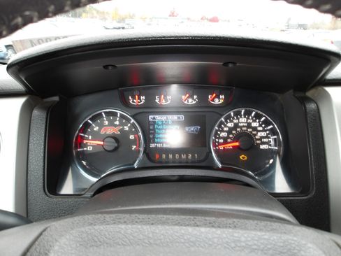 Used 2014 Ford F150 FX4 w/ Equipment Group 402A Luxury image 18