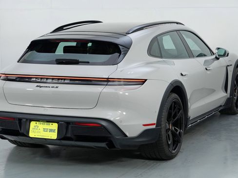 Used 2025 Porsche Taycan 4S w/ Premium Package image 57