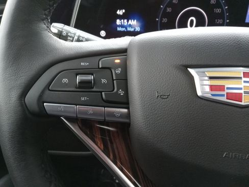 Used 2024 Cadillac Escalade Premium Luxury image 20