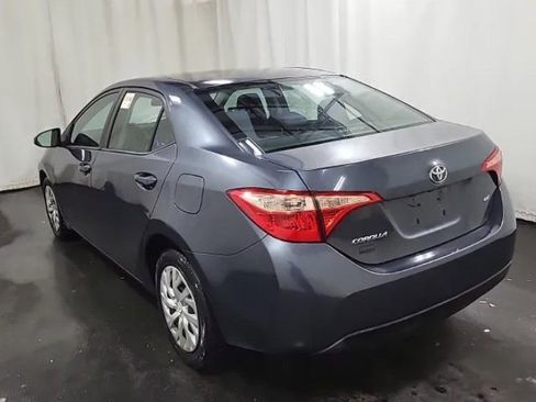 Used 2019 Toyota Corolla LE image 3