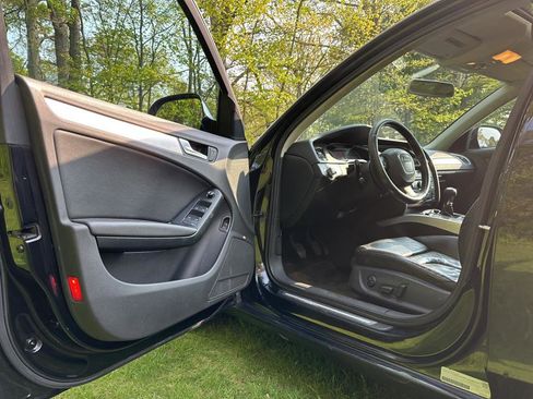 Used 2009 Audi A4 2.0T Premium image 9