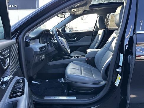 Certified 2022 Lincoln Corsair AWD w/ Premium Package image 19