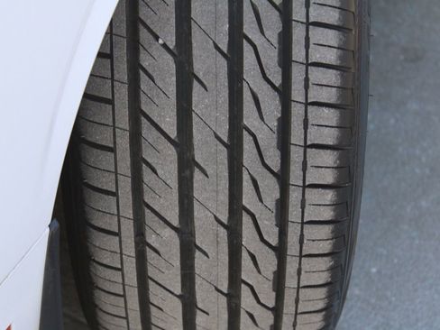 Used 2018 Dodge Challenger R/T Scat Pack w/ Leather Interior Group image 12