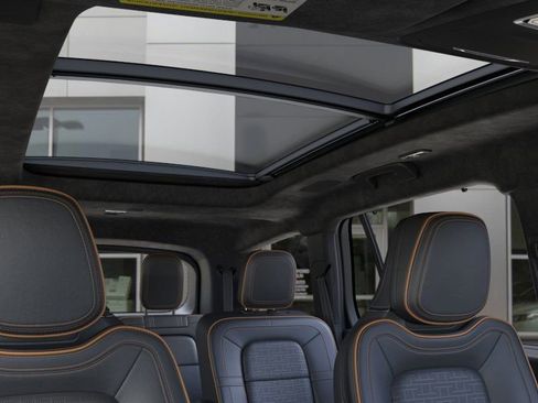 New 2025 Lincoln Aviator Black Label image 22