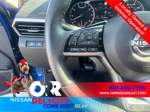 Used 2025 Nissan Altima 2.5 SL FWD image 18