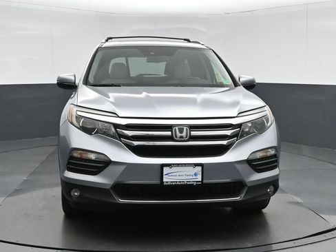 Used 2016 Honda Pilot Elite image 2