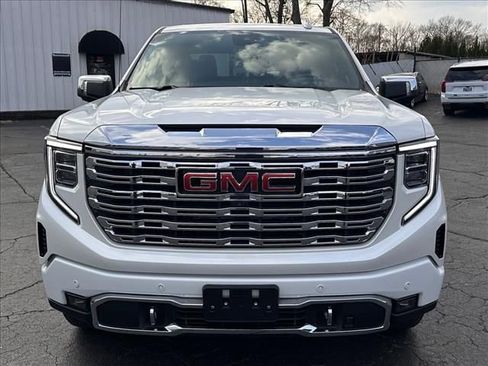 Used 2023 GMC Sierra 1500 Denali w/ Technology Package image 4