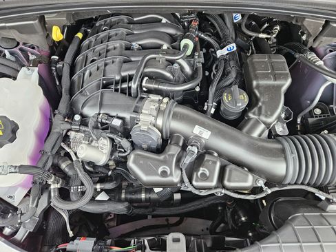 New 2025 Jeep Grand Cherokee L Laredo image 29