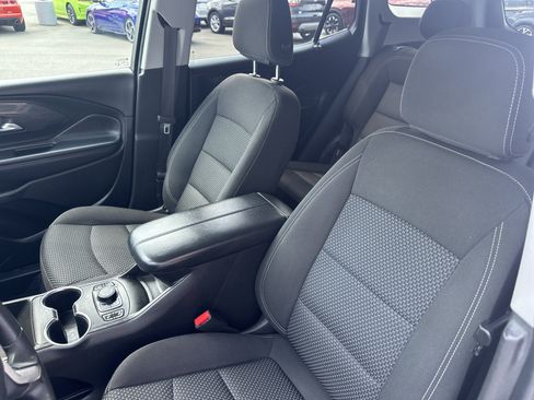 Used 2022 GMC Terrain SLE w/ Driver Convenience Package AWD/4WD image 17