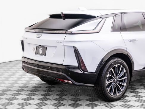 New 2026 Cadillac Lyriq Sport image 30