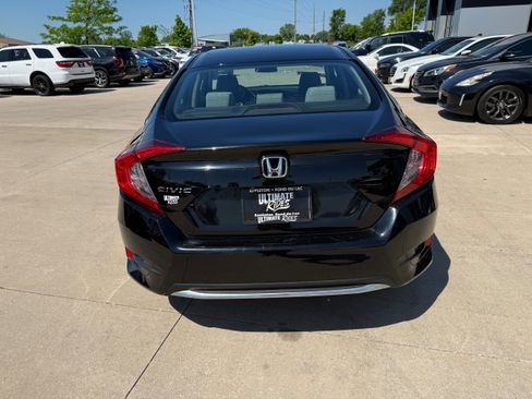 Used 2019 Honda Civic LX image 3