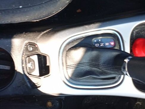 Used 2018 Jeep Compass Sport w/ Tech Group image 19