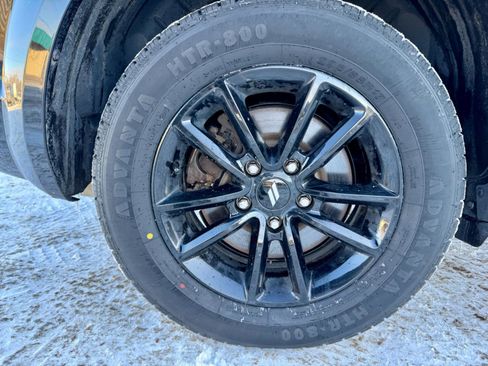 Used 2020 Dodge Journey SE w/ SE Popular Equipment Group image 28