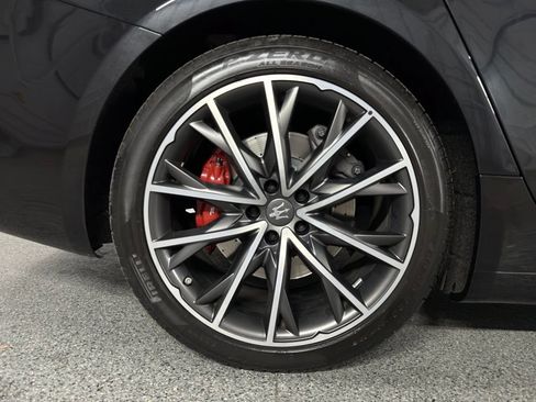 Used 2019 Maserati Ghibli S GranLusso AWD/4WD image 7