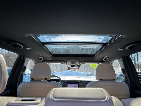 Used 2023 Jeep Grand Cherokee Limited image 40