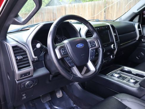 Used 2020 Ford Expedition Max XLT w/ Equipment Group 202A AWD/4WD image 15