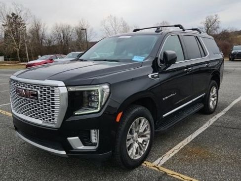 Used 2021 GMC Yukon Denali image 3