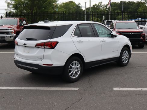 Used 2024 Chevrolet Equinox LT w/ LPO, Floor Liner Package AWD/4WD image 21