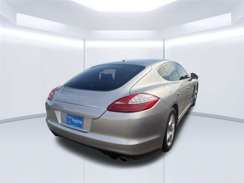 Used 2010 Porsche Panamera S RWD image 30