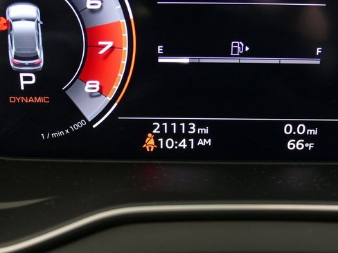 Used 2023 Audi SQ5 Prestige image 17