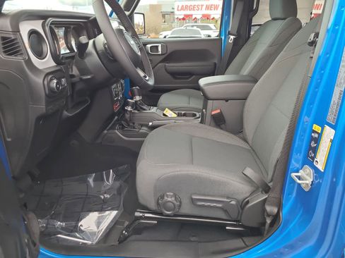 New 2026 Jeep Wrangler Unlimited Sport image 19