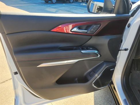 Used 2024 Chevrolet Traverse RS w/ LPO, Floor Liner Package image 19