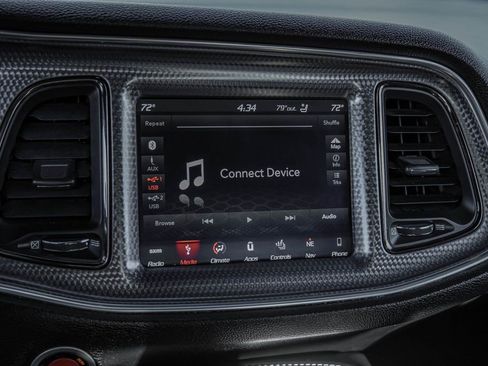 Used 2019 Dodge Challenger SRT Hellcat Redeye image 32