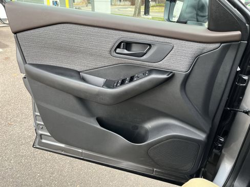 Certified 2023 Nissan Rogue S image 13