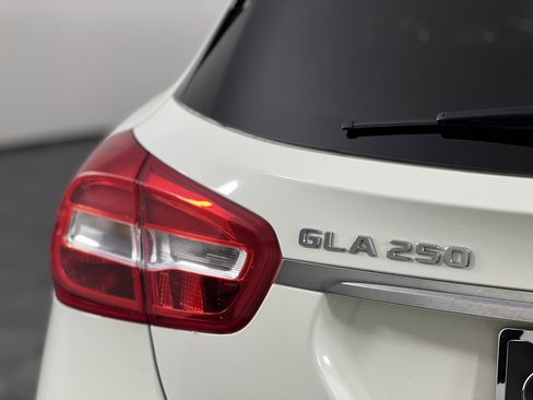 Certified 2017 Mercedes-Benz GLA 250 4MATIC image 12