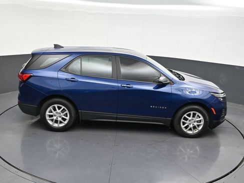 Used 2023 Chevrolet Equinox LS FWD image 20