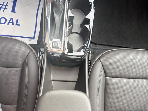 Used 2026 Chevrolet Trax ACTIV w/ Sunroof Package FWD image 18