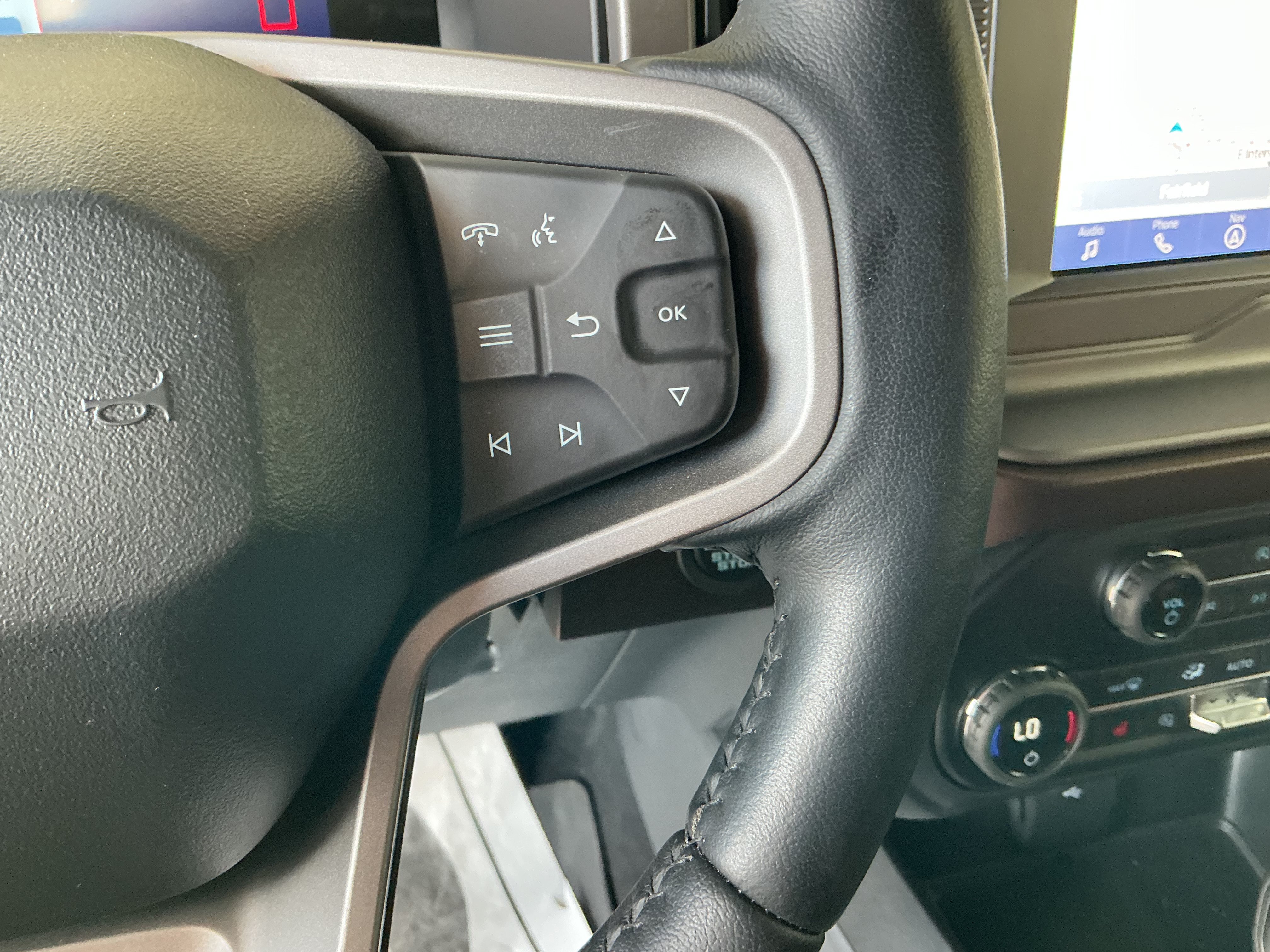 Used 2021 Ford Bronco Outer Banks w/ Sasquatch Package AWD/4WD image 24