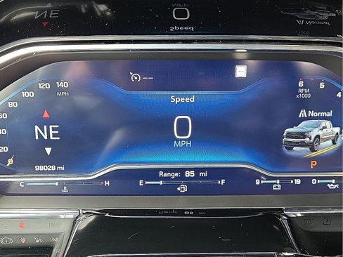 Used 2022 Chevrolet Silverado 1500 LT Trail Boss w/ Convenience Package II image 23