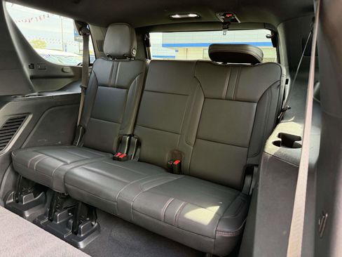 Certified 2022 Chevrolet Tahoe RST w/ Luxury Package AWD/4WD image 12