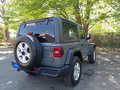 Used 2021 Jeep Wrangler Sport AWD/4WD image 28