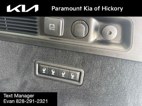 Used 2022 Jeep Grand Wagoneer Series III AWD/4WD image 13