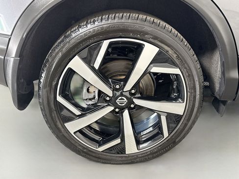 Used 2022 Nissan Rogue Sport SL AWD/4WD image 33