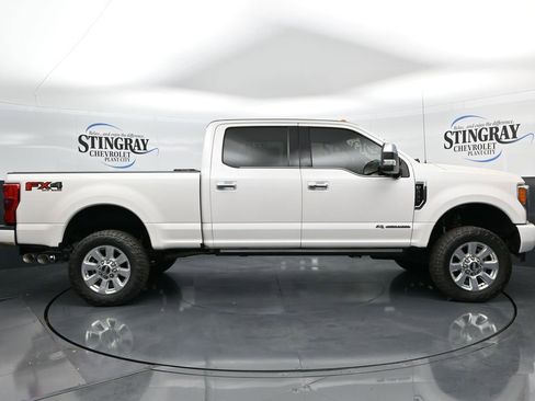 Used 2017 Ford F250 Platinum w/ Platinum Ultimate Package image 8