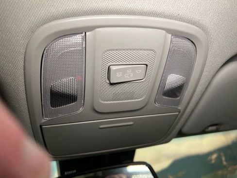 Used 2020 Kia Niro EX w/ Cold Weather Package image 48