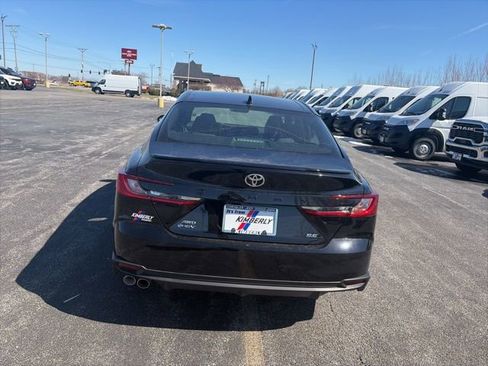 Used 2026 Toyota Camry SE w/ Multimedia Upgrade Package image 4