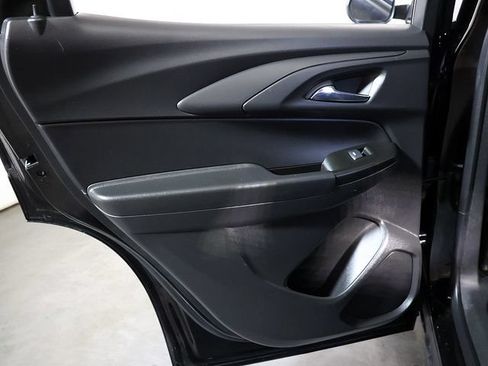 Used 2023 Chevrolet TrailBlazer LT FWD image 25