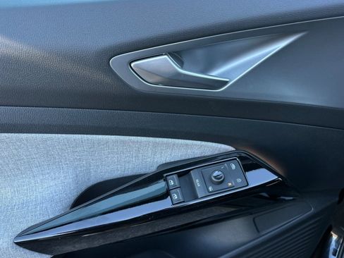 New 2026 Volkswagen ID.4 Pro AWD/4WD image 11