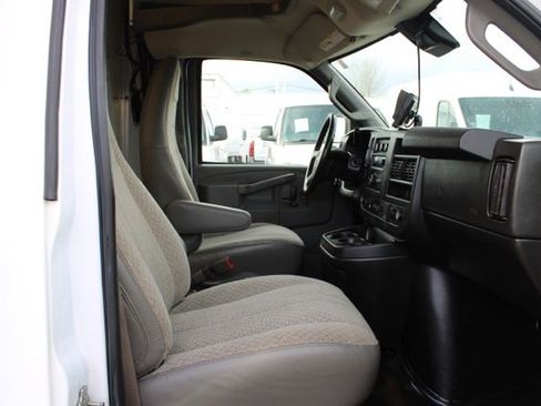 Used 2021 Chevrolet Express 3500 w/ Power Convenience Package image 22