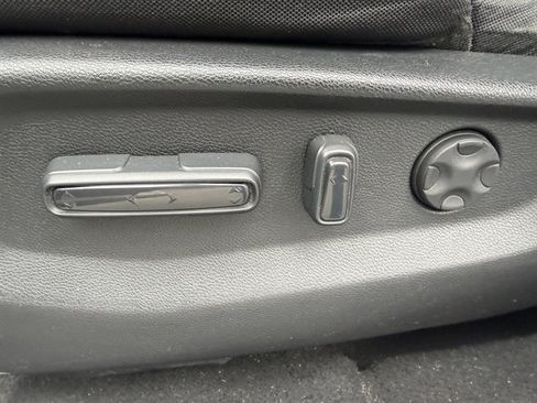 Used 2017 Honda CR-V EX image 10